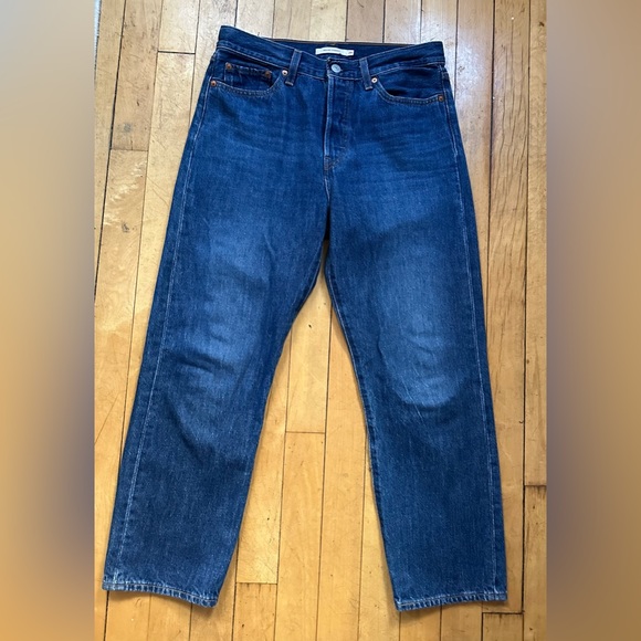 Levi’s Wedgie Straight - Picture 1 of 8